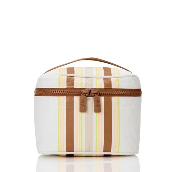 Aloha Collection Cabin Crew Kit - Nice Stripes - Picture 1 of 2